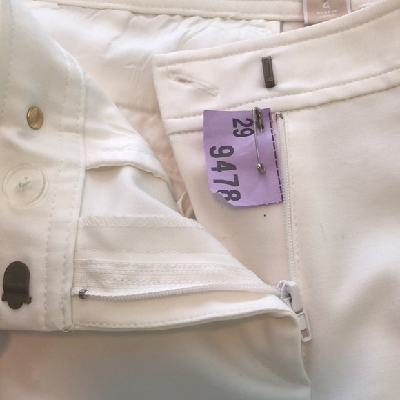 Michael Michael Kors white pants w decorative gold & brown half belt dry cleaned - Picture 7 of 13